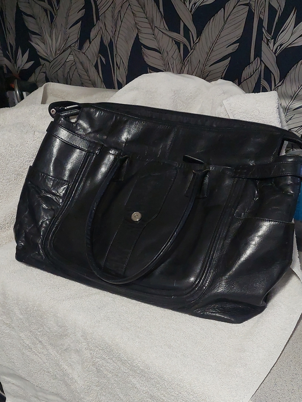 Structured Black Leather Laptop Tote Bag with Front Flap Pocket